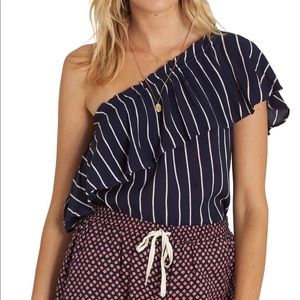 🌻SALE🌻 One-Shoulder Striped Top